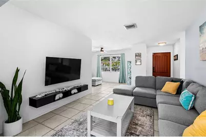 7460 Mariana Drive, Sarasota, FL 34231 - Photo 6