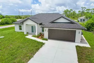 100 Abbott Ct, Rotonda West, FL 33947 - Photo 1