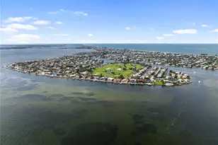 709 Key Royale Dr, Holmes Beach, FL 34217 - Photo 8