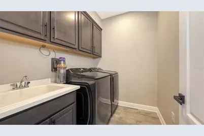 2821 Oriole Drive, Sarasota, FL 34243 - Photo 20