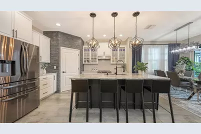 2821 Oriole Drive, Sarasota, FL 34243 - Photo 4