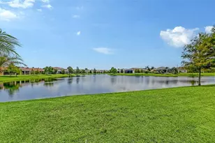2821 Oriole Dr, Sarasota, FL 34243 - Photo 52