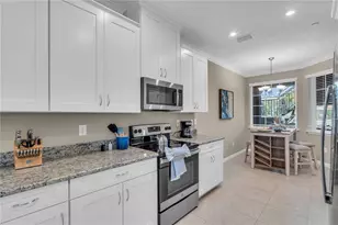 12413 Osorio Ct, Sarasota, FL 34238 - Photo 10