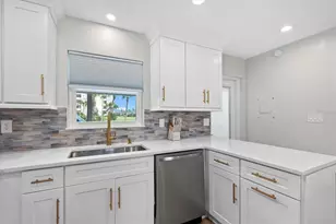 5830 Midnight Pass Rd, Sarasota, FL 34242 - Photo 4