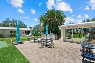 5830 Midnight Pass Rd, Sarasota, FL 34242 - Photo 20