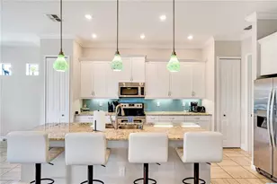 6615 35th Ct E, Sarasota, FL 34243 - Photo 18