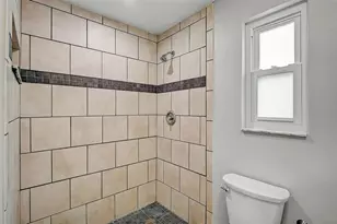 102 20th St NE, Bradenton, FL 34208 - Photo 24