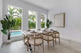 2532 Fruit Tree Dr, Sarasota, FL 34239 - Photo 16