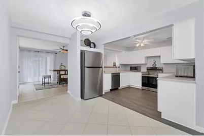 4919 Lemon Bay Drive, Venice, FL 34293 - Photo 10