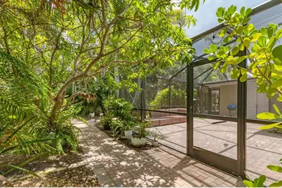 4919 Lemon Bay Drive, Venice, FL 34293 - Photo 32