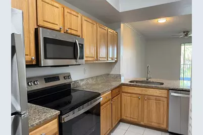 5721 Bentgrass Drive #20-202, Sarasota, FL 34235 - Photo 6