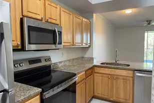 5721 Bentgrass Dr, Sarasota, FL 34235 - Photo 6