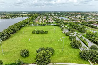 7081 Chatum Light Run, Bradenton, FL 34212 - Photo 52