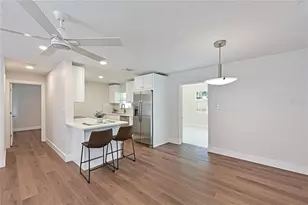 412 Bailey Rd, Sarasota, FL 34237 - Photo 6