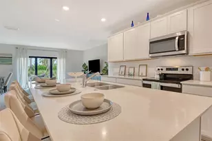 1828 Vanora Ln, Sarasota, FL 34240 - Photo 8