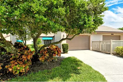 6041 Clubside Drive #6041, Sarasota, FL 34243 - Photo 2