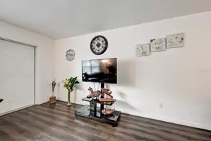 618 S Osprey Ave, Sarasota, FL 34236 - Photo 2