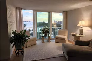 435 S Gulfstream Ave, Sarasota, FL 34236 - Photo 10