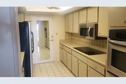 435 S Gulfstream Avenue #702, Sarasota, FL 34236 - Photo 6