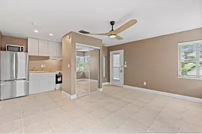 170 Roosevelt Drive #1, Sarasota, FL 34236 - Photo 6