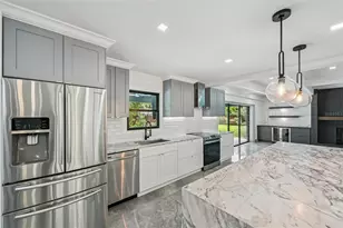 4392 Brandywine Dr, Sarasota, FL 34241 - Photo 10