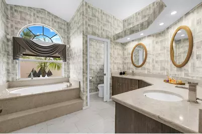 8329 Eagle Lake Drive, Sarasota, FL 34241 - Photo 44