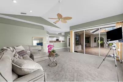 8329 Eagle Lake Drive, Sarasota, FL 34241 - Photo 32