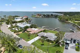 377 S Shore Dr, Sarasota, FL 34234 - Photo 18