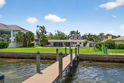 377 S Shore Drive, Sarasota, FL 34234 - Photo 12