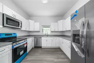 1454 Las Villas Blvd, Sebring, FL 33870 - Photo 6