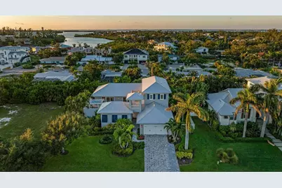 601 Triton Bend, Longboat Key, FL 34228 - Photo 1
