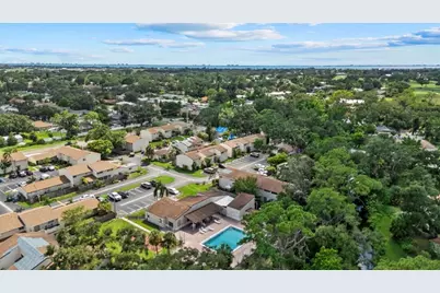 1125 Longfellow Way, Sarasota, FL 34243 - Photo 38