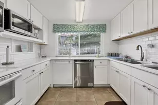 1350 N Portofino Dr, Sarasota, FL 34242 - Photo 36