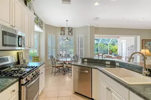 6909 Lennox Pl, Bradenton, FL 34201 - Photo 14