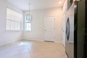 7770 Moonstone Dr, Sarasota, FL 34233 - Photo 4