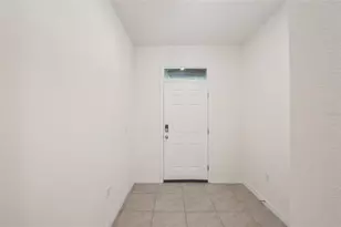 2884 Evergreen Elm Pass, Wesley Chapel, FL 33543 - Photo 4