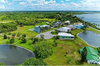 71 Island Court, Terra Ceia, FL 34250 - Photo 4