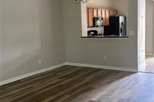 1125 Grantham Dr, Sarasota, FL 34234 - Photo 6