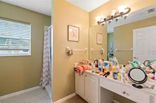 6932 43rd Ct E, Sarasota, FL 34243 - Photo 16