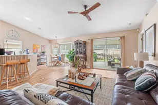 6932 43rd Ct E, Sarasota, FL 34243 - Photo 2