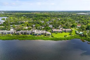 1520 Pelican Point Dr, Sarasota, FL 34231 - Photo 40