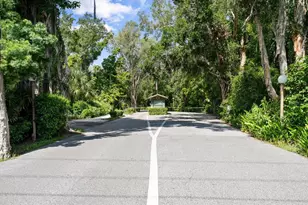 1520 Pelican Point Dr, Sarasota, FL 34231 - Photo 46