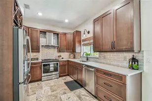 1627 Shady Oaks Dr, Oldsmar, FL 34677 - Photo 12