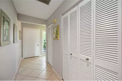 546 Highland Avenue NW, Port Charlotte, FL 33952 - Photo 6