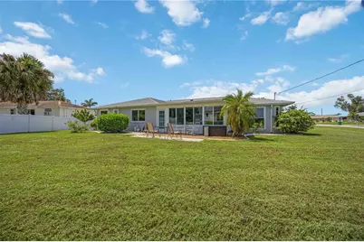 546 Highland Avenue NW, Port Charlotte, FL 33952 - Photo 30