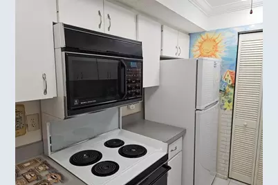 4119 61st Avenue Terrace W #404, Bradenton, FL 34210 - Photo 4