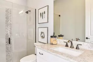 10463 Eclipse St, Sarasota, FL 34241 - Photo 10