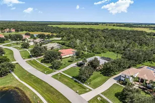 22575 Morning Glory Cir, Bradenton, FL 34202 - Photo 4