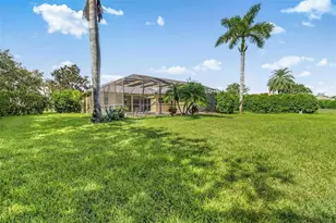 22575 Morning Glory Cir, Bradenton, FL 34202 - Photo 18