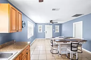 4035 40th Ave N, Saint Petersburg, FL 33714 - Photo 4